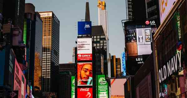 大数据包含设备数据的行业文章