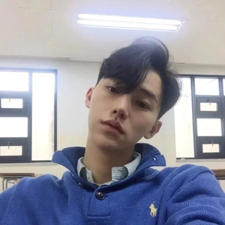 关薇紫韵