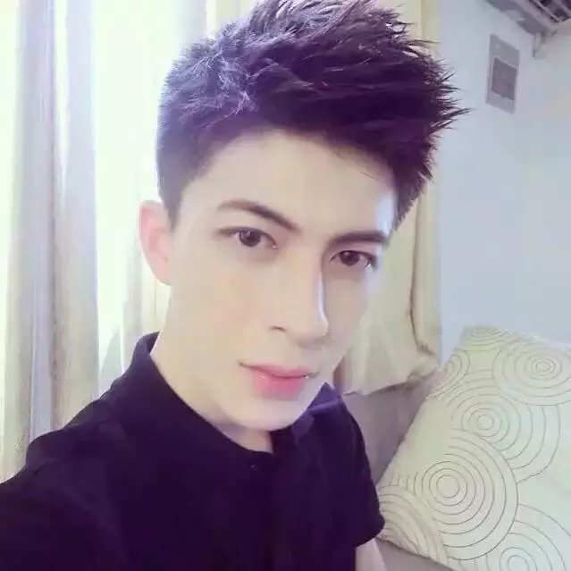 赵奇蓓冰