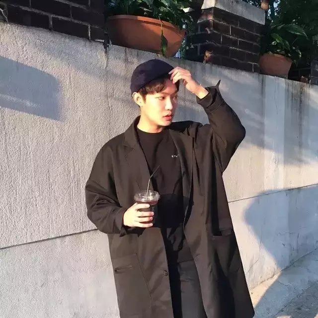 申影瑶蓝