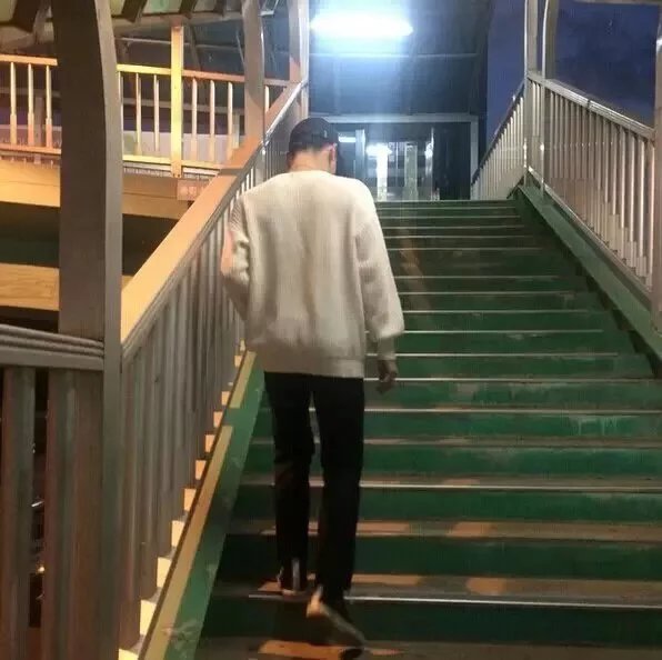 司空冠乐蕊