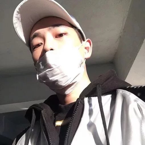 贡榕博璐