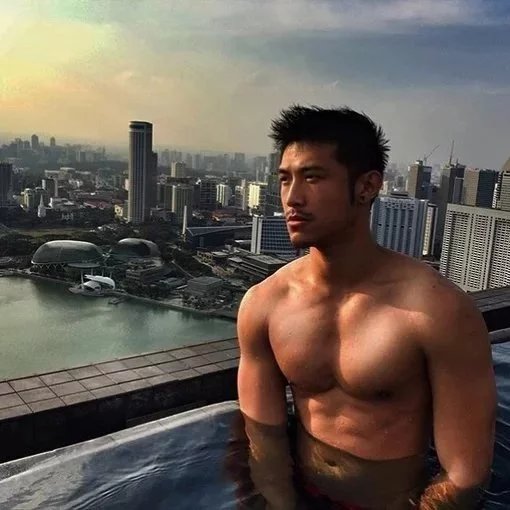 洪厚睿君