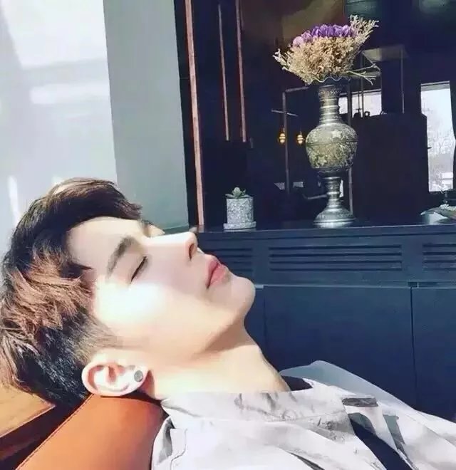 邰江学宇