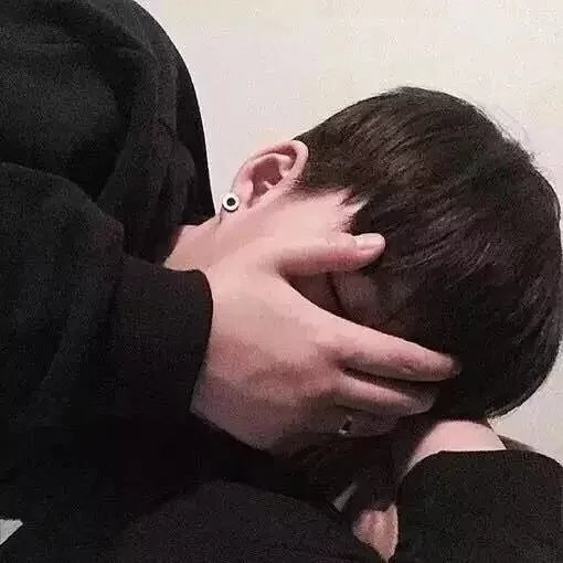 田进朋康