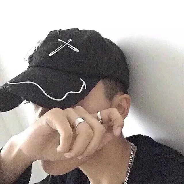 田娜朗慧